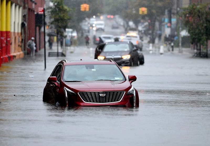 Traffic during 2023 NYC floodings