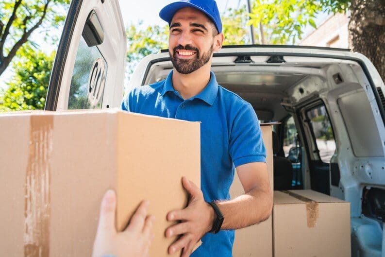 Courier service in Miami